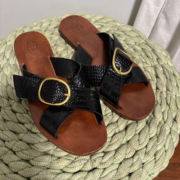 Massino Dutti Chappals Black Croc Vegan Leather Criss Cross Slip On Flat Sandals - Picture 2 of 7